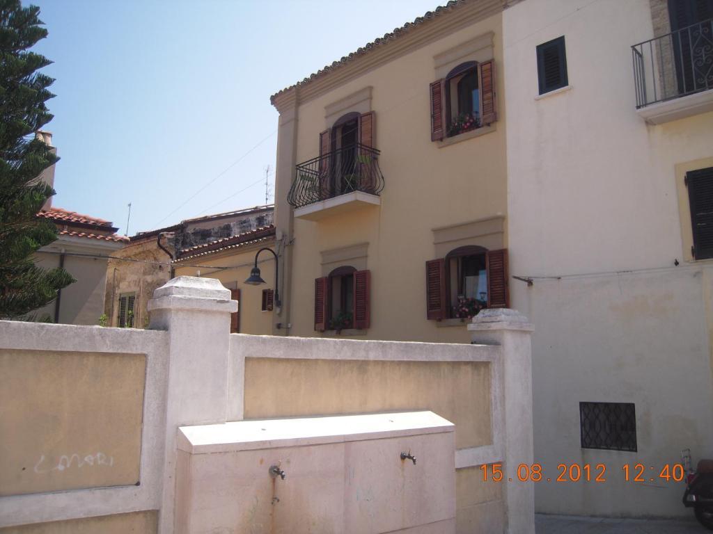 B&B Vescovo Pitirro Termoli Bagian luar foto