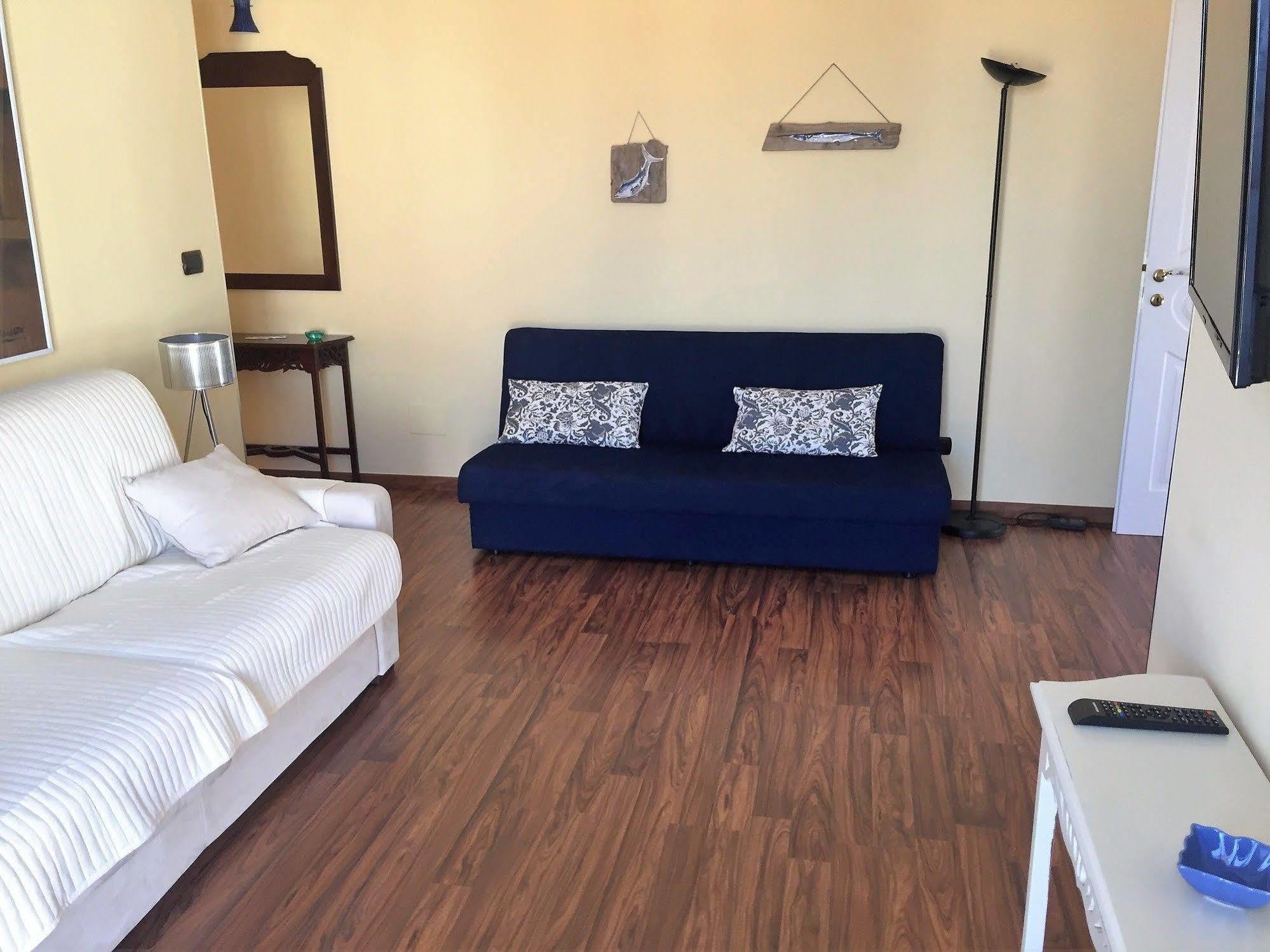 B&B Vescovo Pitirro Termoli Bagian luar foto
